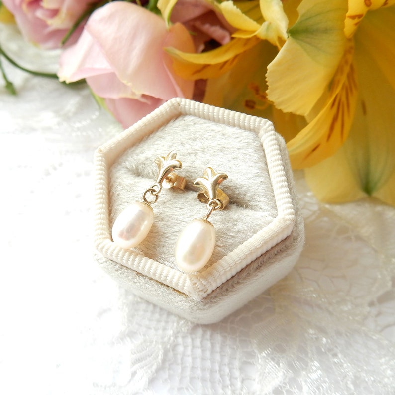 Vintage 9ct Gold Fleur Di Lis Pearl Drop Earrings