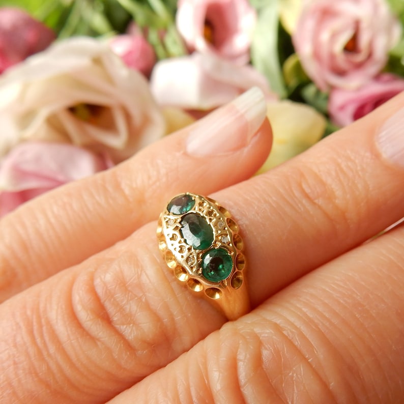 Edwardian 18ct Gold Emerald & Diamond Ring US Size 6 1/4 UK N