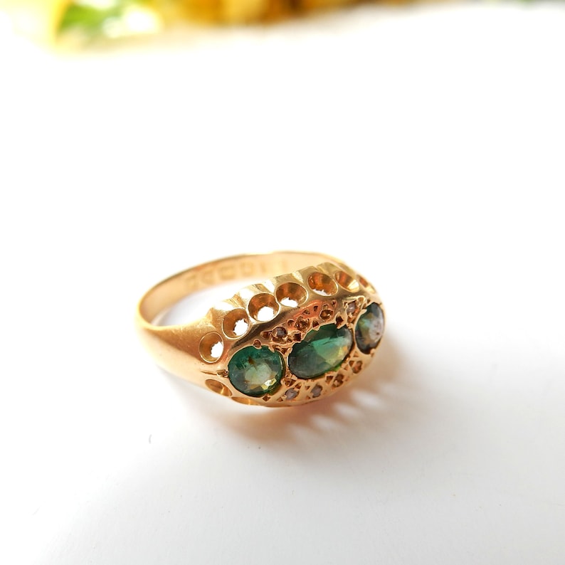 Edwardian 18ct Gold Emerald & Diamond Ring US Size 6 1/4 UK N