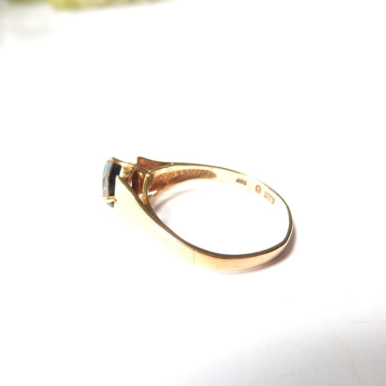 Vintage 8ct Gold Australian Black Opal Ring US Size 7 UK P