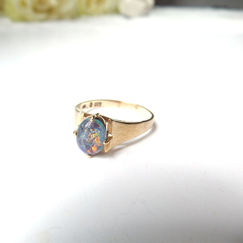 Vintage 8ct Gold Australian Black Opal Ring US Size 7 UK P