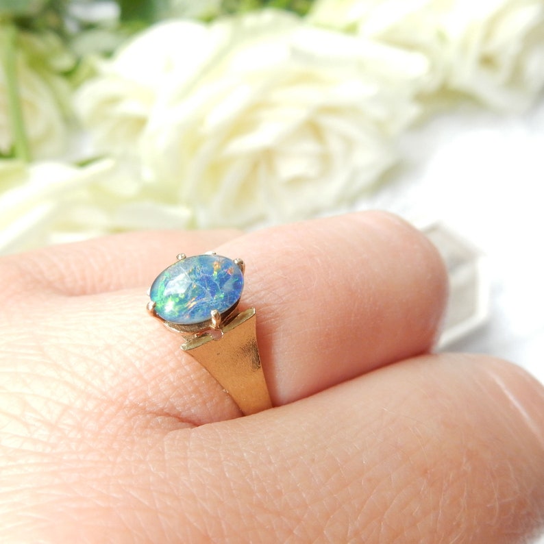 Vintage 8ct Gold Australian Black Opal Ring US Size 7 UK P