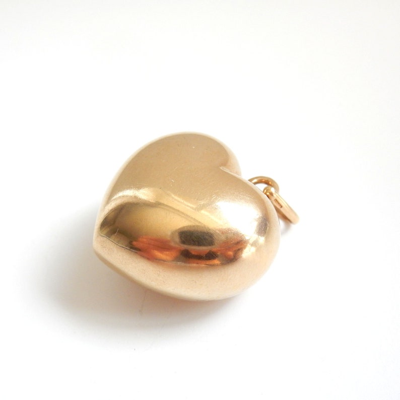Vintage 9ct Gold Puffy Heart Pendant
