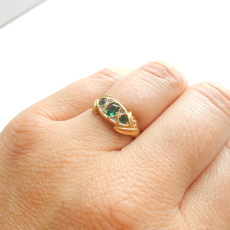 Antique 18ct Gold Demantoid Garnet & Diamond Gypsy Ring US Size 7.5 UK P 1/2