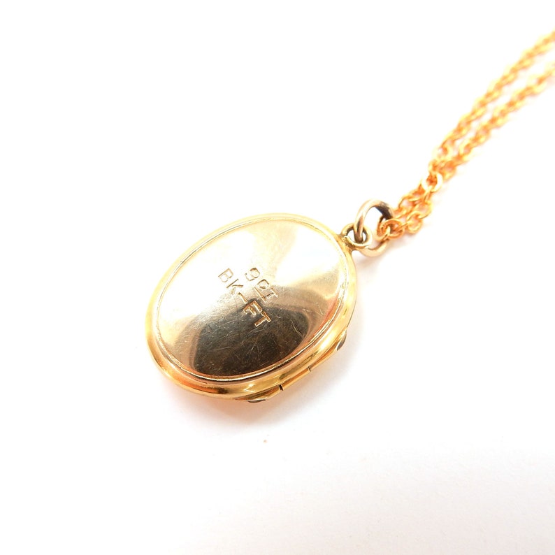 Vintage 9ct Gold Back & Front Sunburst Locket with Chain