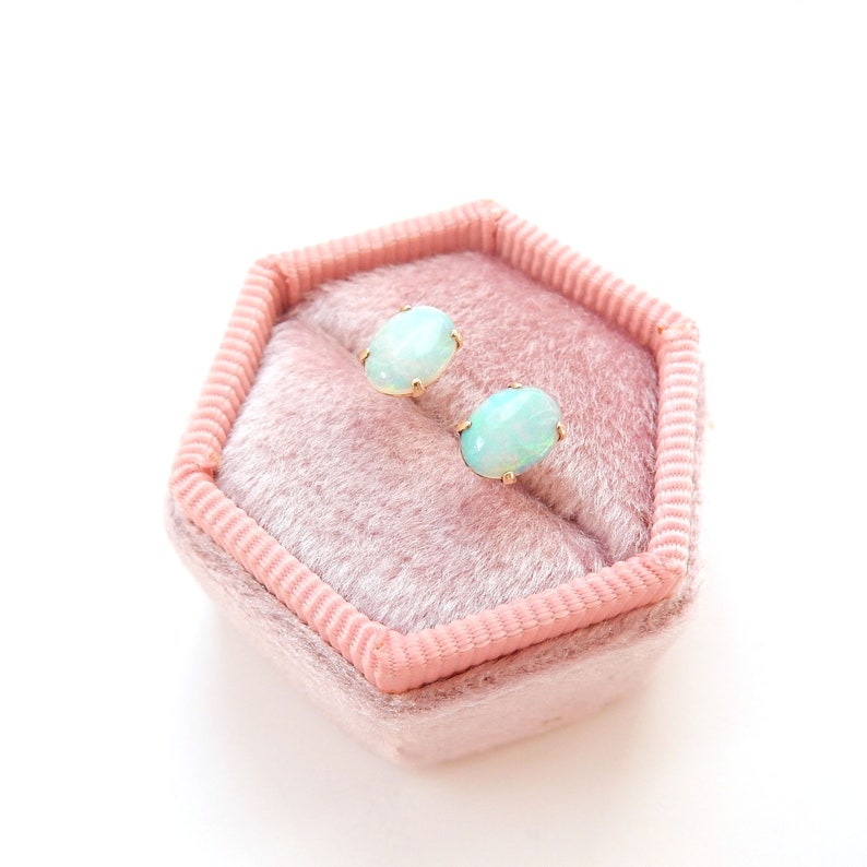 Vintage 9ct Gold Opal Stud Earrings