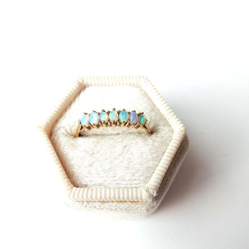 Vintage 9ct Gold Opal Seven Stone Ring US Size 6 UK N