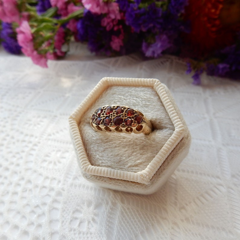 Antique 9ct Gold Garnet Ring US Size 4 1/4 UK J