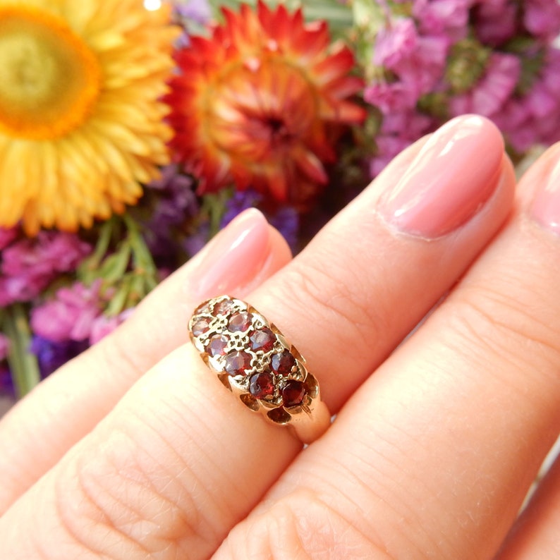 Antique 9ct Gold Garnet Ring US Size 4 1/4 UK J
