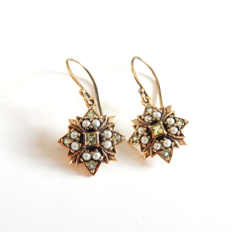 9ct Gold Peridot & Seed Pearl Drop Earrings (2.7grams)