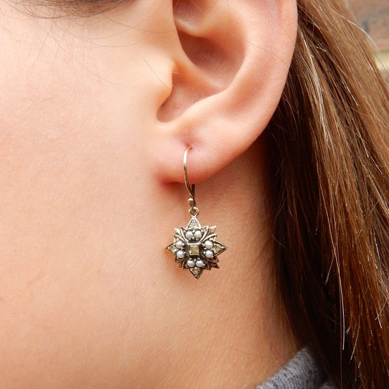 9ct Gold Peridot & Seed Pearl Drop Earrings (2.7grams)