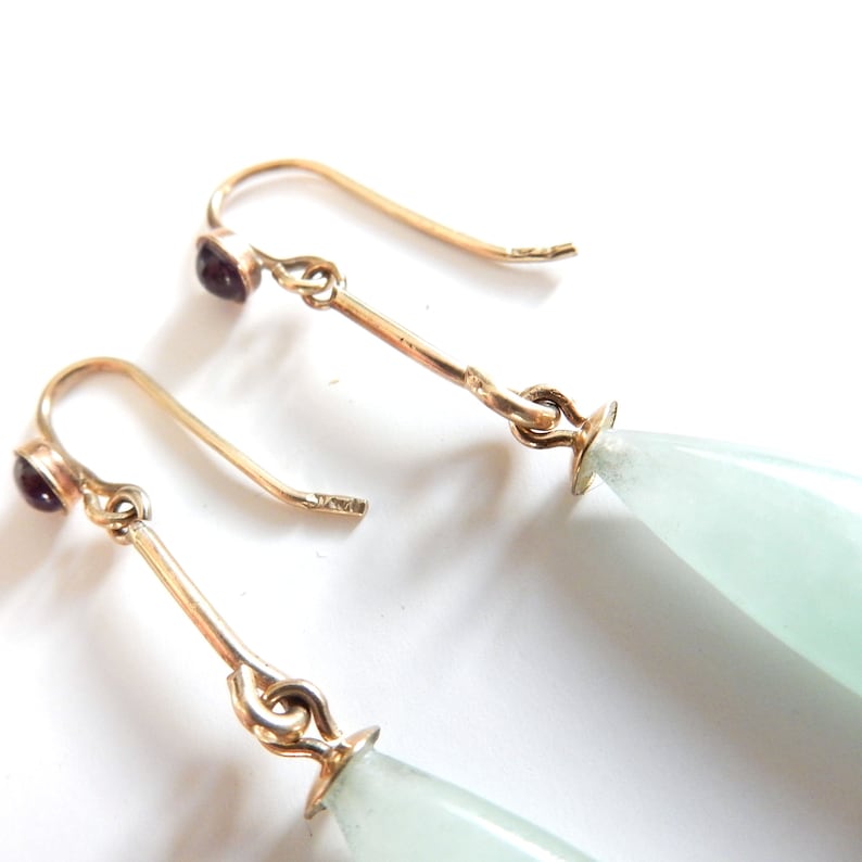 9k Gold Jade & Amethsyt Drop Earrings