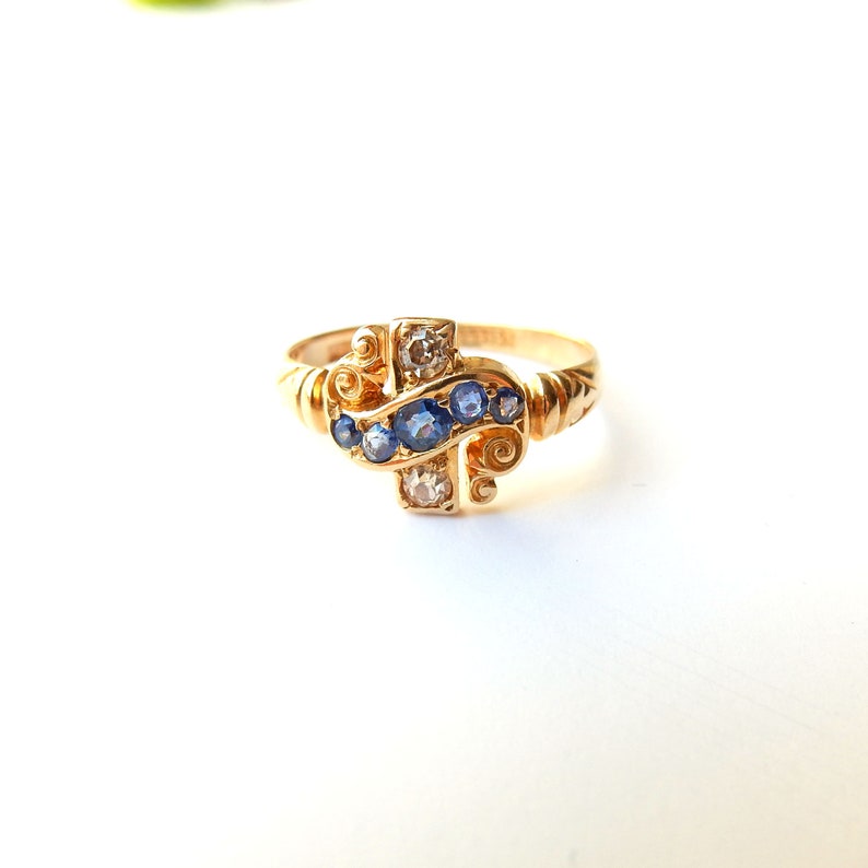 Antique 18ct Gold Sapphire & Diamond Ring US Size 6.5/ UK O