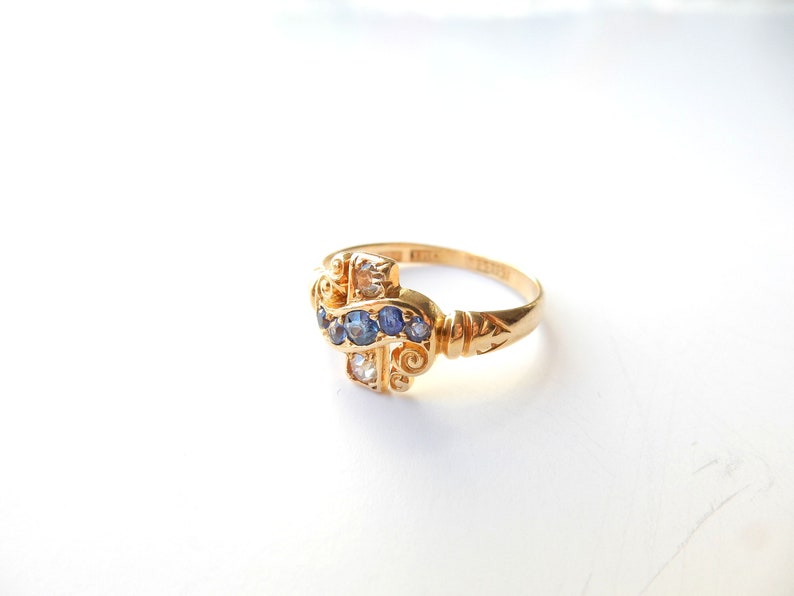 Antique 18ct Gold Sapphire & Diamond Ring US Size 6.5/ UK O