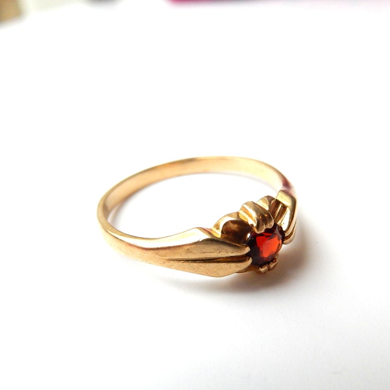Antique 9ct Gold Garnet Ring US Size 9 1/4 UK U