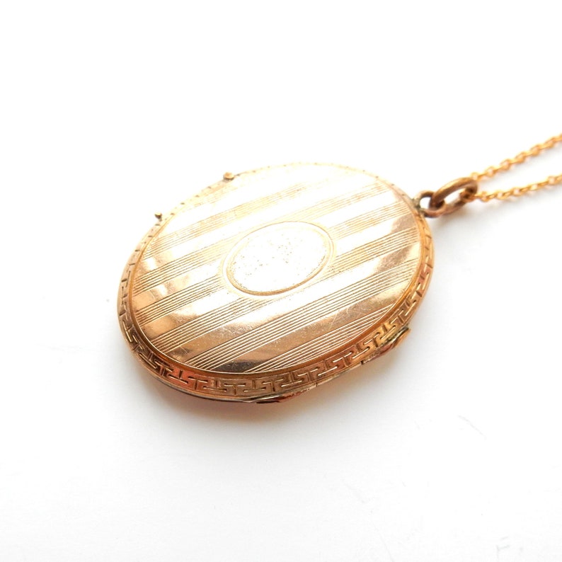 Vintage Rolled Gold Locket & Chain