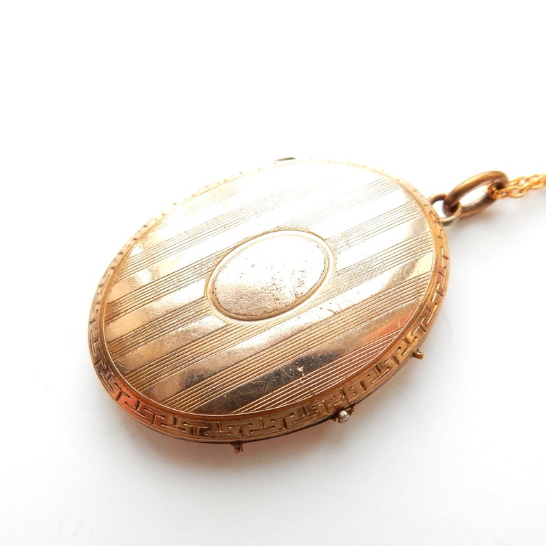 Vintage Rolled Gold Locket & Chain