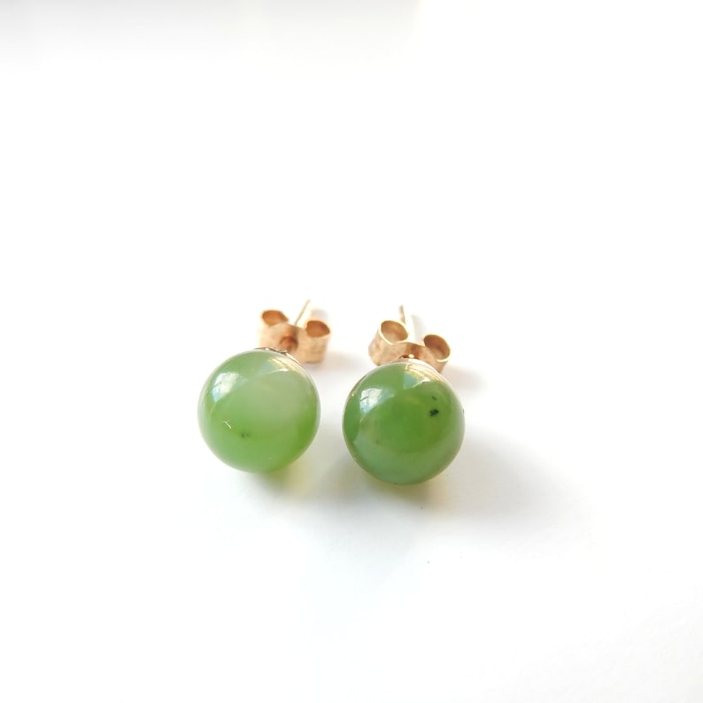 Vintage 9ct Gold Jade Stud Earrings