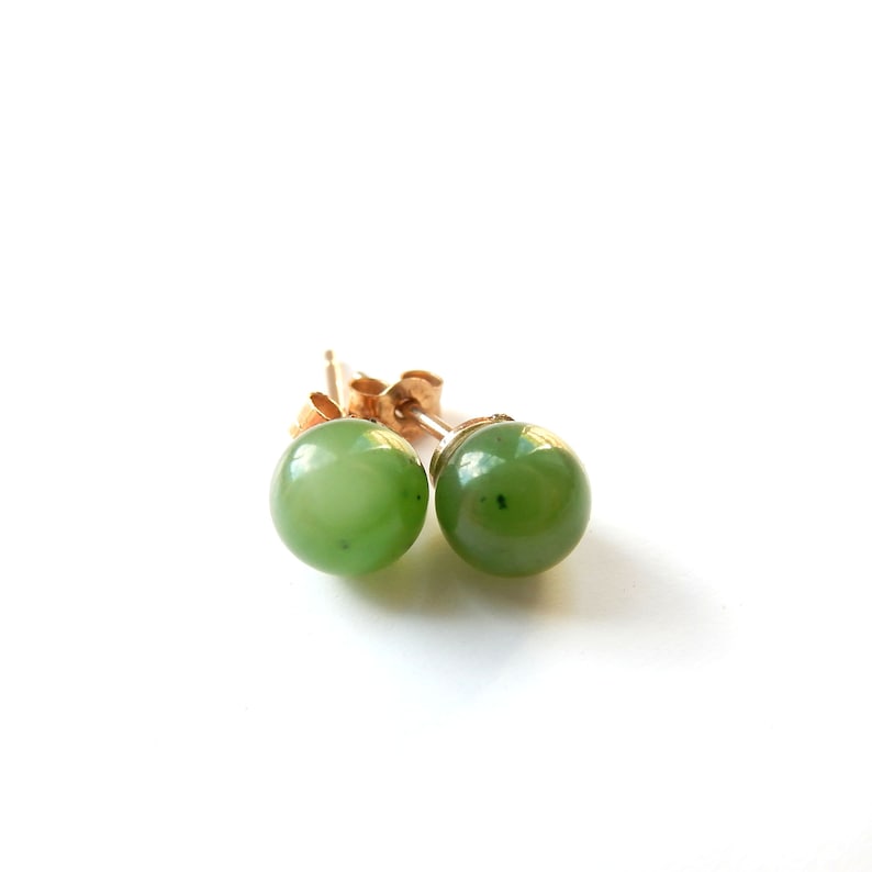 Vintage 9ct Gold Jade Stud Earrings