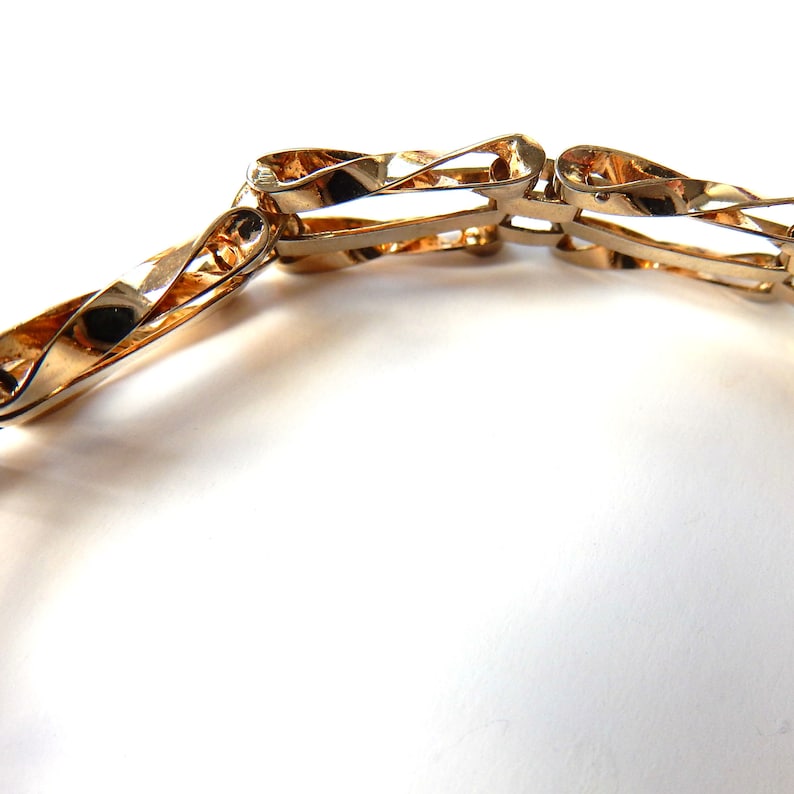 Vintage Goldplated Gate Bracelet with Heart Padlock Catch
