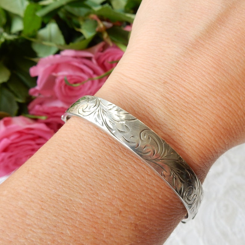 Vintage Sterling Silver Etched Bangle Bracelet Patented