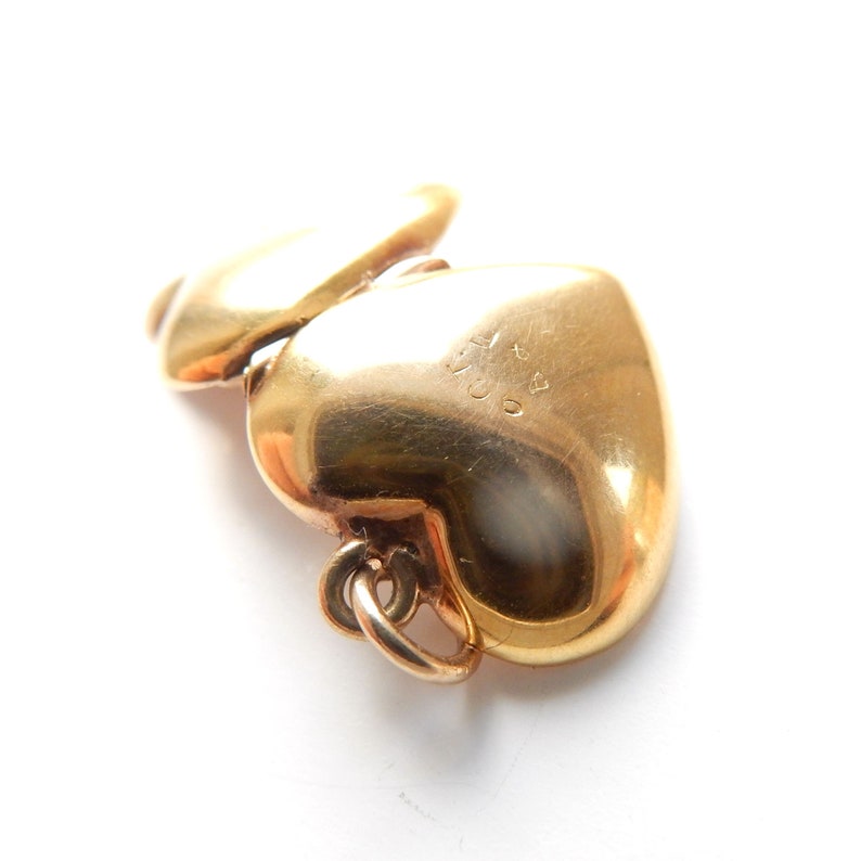 Vintage 9ct Gold Back & Front Sunburst Heart Locket