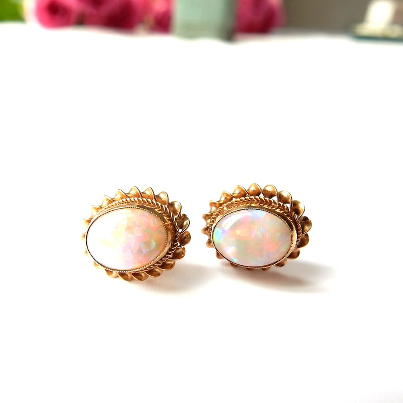 Vintage 9ct Gold Opal Earrings