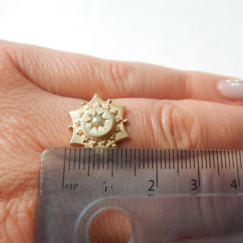 Victorian 9ct Gold Etruscan Star Ring US Size 6 3/4 UK O
