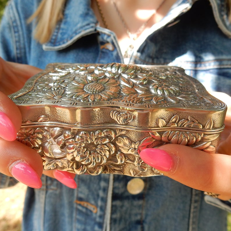 Antique Silverplated Repousee Multi Ring Jewellery Keepsake Box