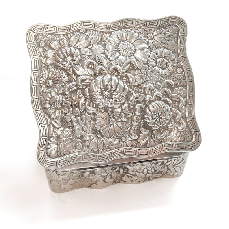 Antique Silverplated Repousee Multi Ring Jewellery Keepsake Box
