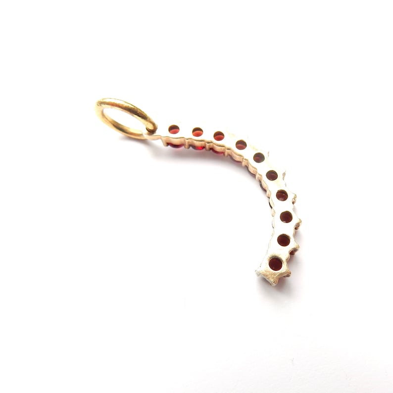 Vintage 9ct Gold Garnet Moon Pendant