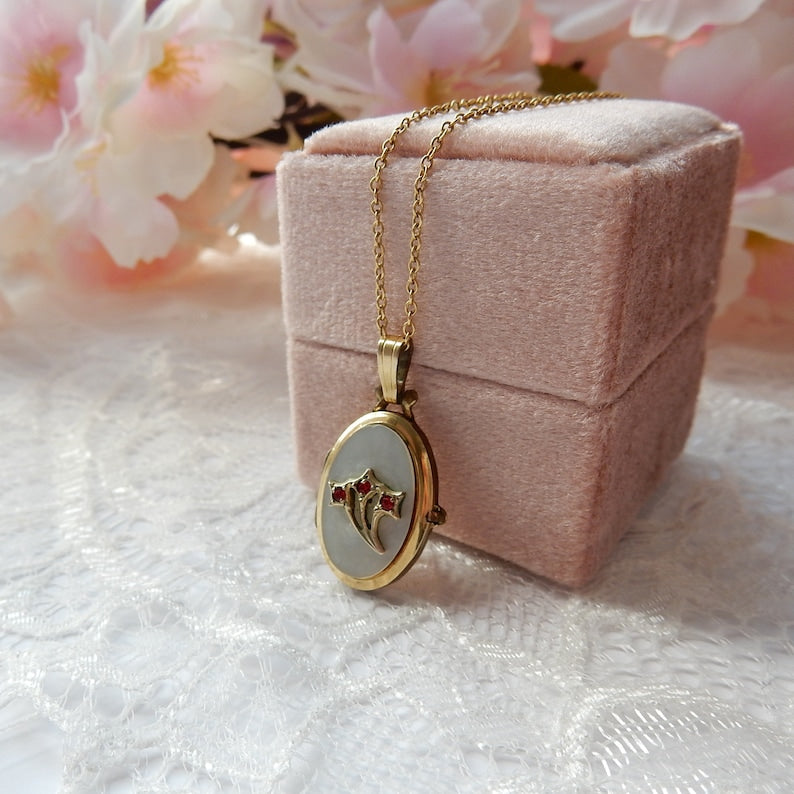 Vintage 14ct Rolled Gold Shell Locket with Chain K&L
