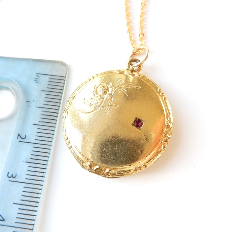 Vintage Rolled Gold Red Paste Flower Locket & Chain