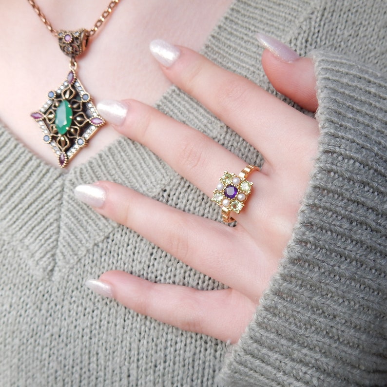 Pretty Sterling Silver Vermeil Peridot Pearl & Amethyst Ring
