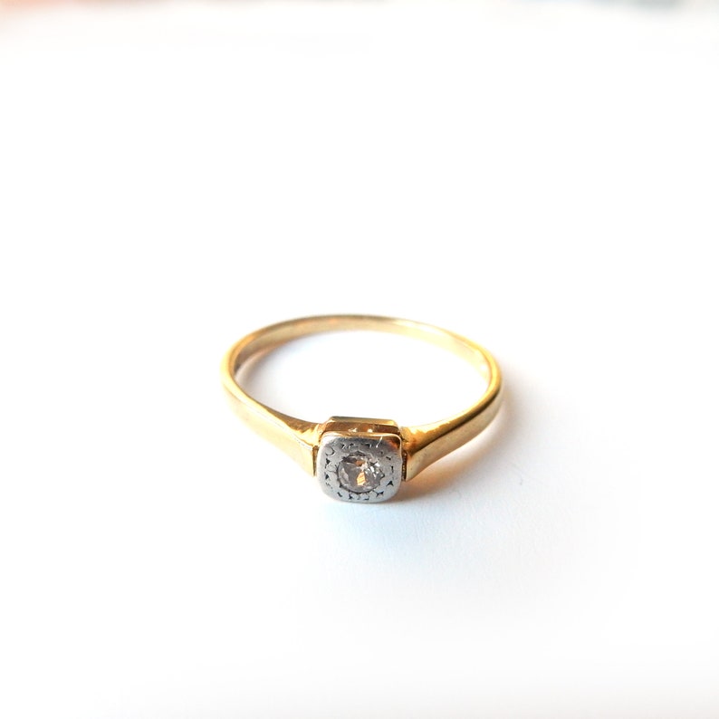 Antique 18ct Gold Diamond Band