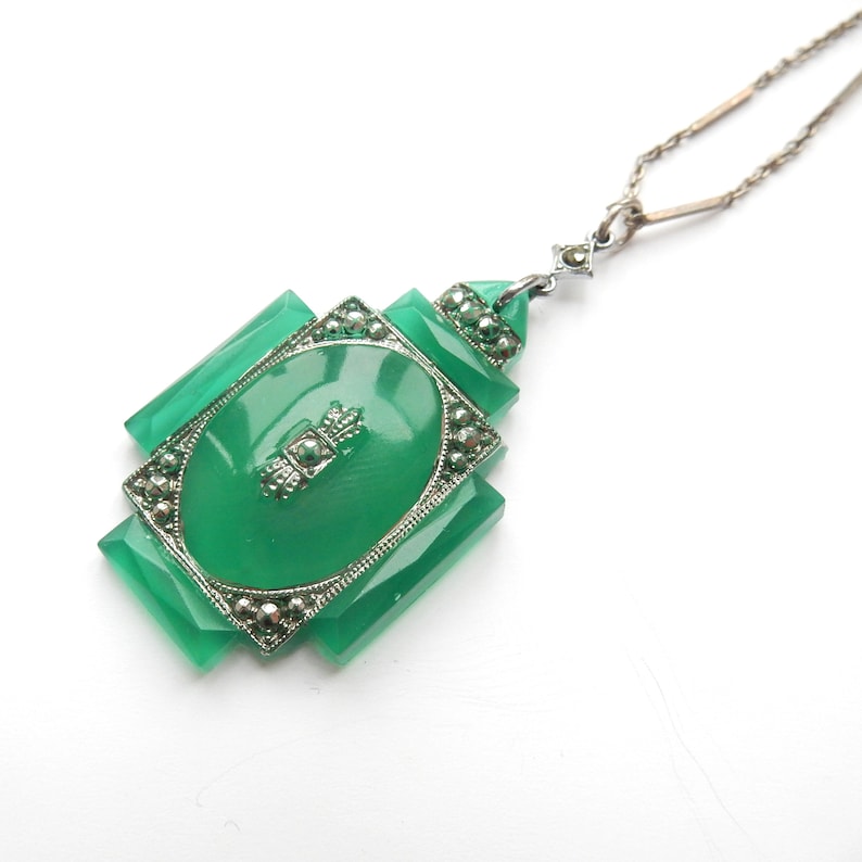Art Deco 1930s Chalcedony & Marcasite Pendant with Chain