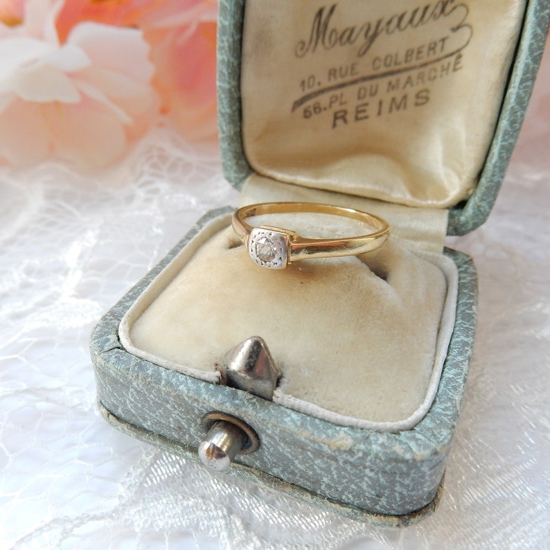 Antique 18ct Gold Diamond Band