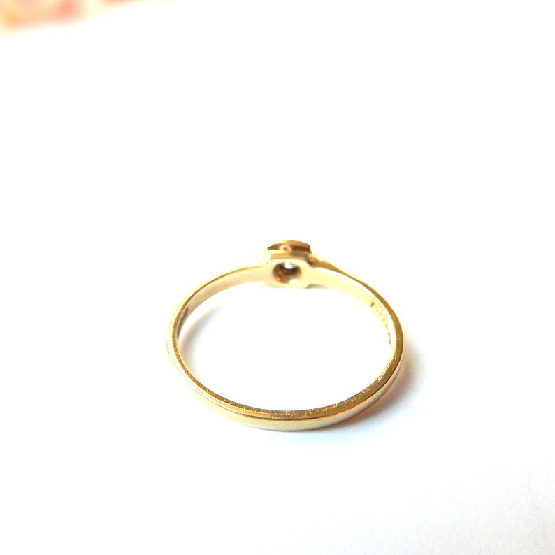 Antique 18ct Gold Diamond Band