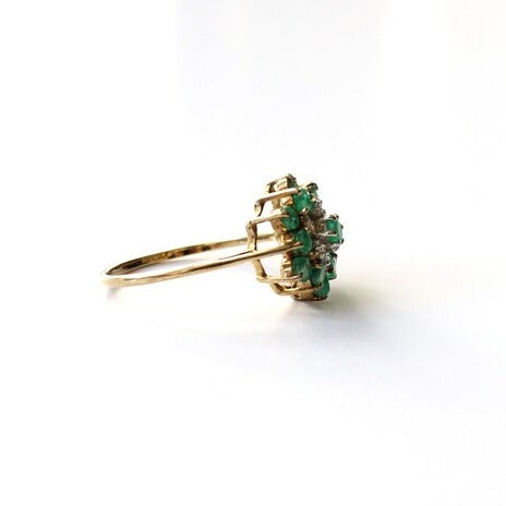 Vintage 9ct Gold Emerald & Diamond Cluster Ring