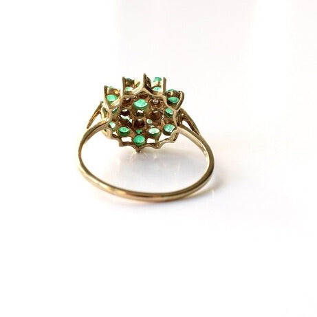 Vintage 9ct Gold Emerald & Diamond Cluster Ring