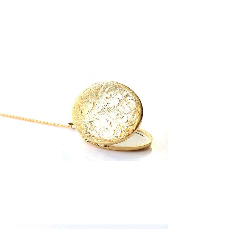 Vintage Rolled Gold Locket with Chain