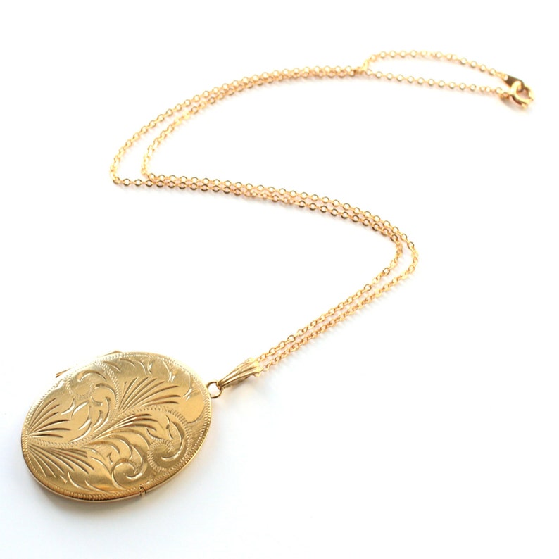 Vintage Rolled Gold Locket with Chain