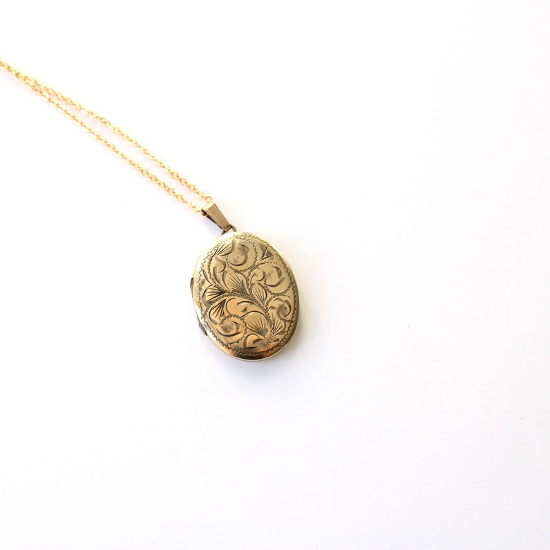 Vintage Rolled Gold Locket with Chain