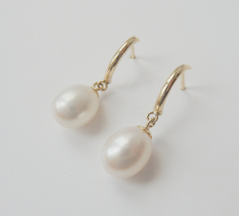 9ct Gold Pearl Drop Earrings
