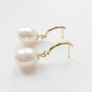 9ct Gold Pearl Drop Earrings