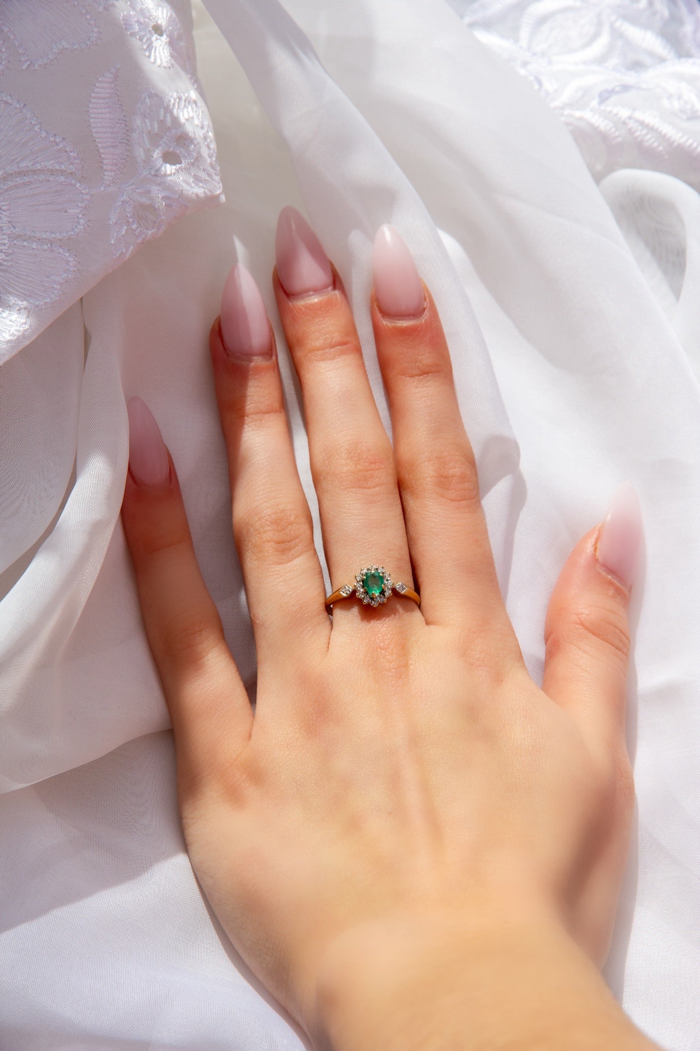 Vintage 9ct Gold Emerald & Diamond Halo Ring