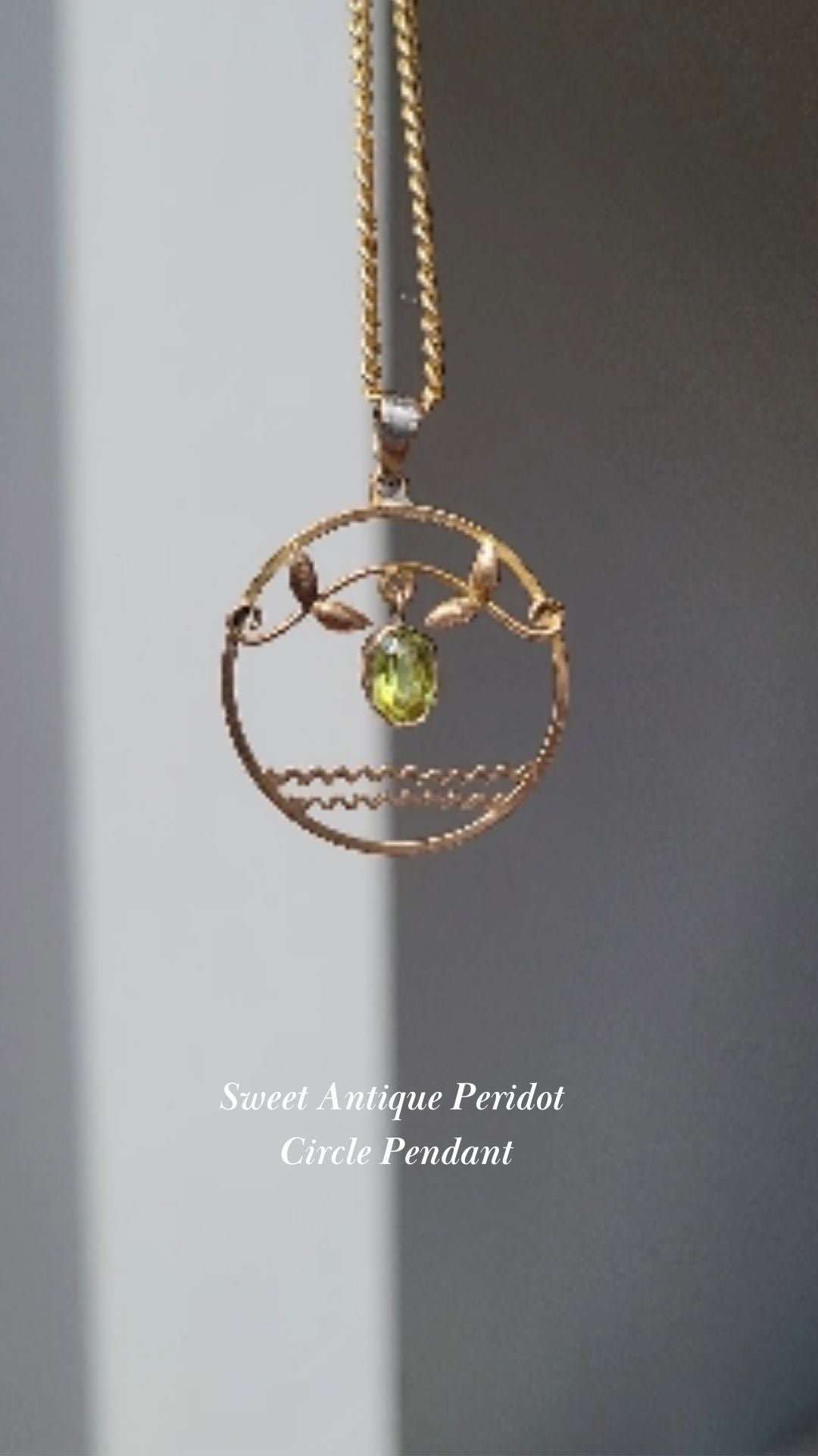 Sweet Antique Peridot Circle Pendant