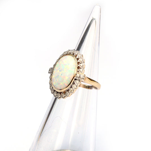 Impressive 9ct Gold Opal & Diamond Halo Ring