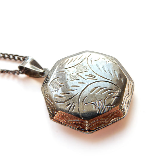 Vintage Sterling Silver Locket with Chunky 18inch Chain