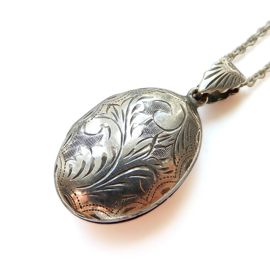 Vintage Sterling Silver Locket with 16inch Chain